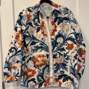 Floral Print Women's Button down shirt size small